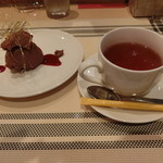 CUORE - 紅茶とチョコレートケーキ