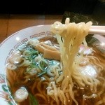 毎度ラーメン - 縮れ細麺