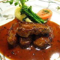 シェ・イノ - 
