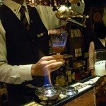 Bar Agit - バーボンに火を付ける　そこに珈琲を注ぎます♪