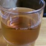 鍋焼きラーメン千秋 - お茶