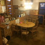 高円寺麦酒工房 - 【2016年1月1日】店内、ウッディで雰囲気有ります、店内禁煙です。