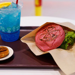 ガンダム カフェ - ザフトバーガー。(蒸鶏ときんぴらバーガー)