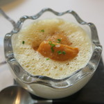 プレヴナンス - 27年12月　玉葱のフラン　根室雲丹