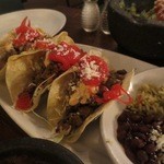 Barking Frog Grille - 料理写真:タコス