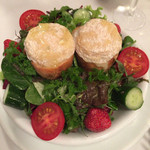 ラミティエ - 温かいシェーブルチーズのサラダ仕立て