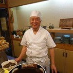 日本料理 鯛 - カウンターで、優しい笑顔の大将