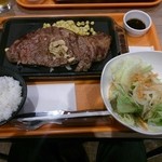 いきなりステーキ イオンモール広島府中店 - リブロースステーキ(300g)
                                ライス、サラダセット+￥350