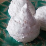 ボンクール - ムラングココナッツ300円／27年12月