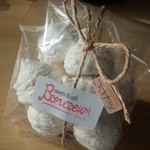 ボンクール - ムラングココナッツ300円／27年12月