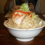 らーめんでぽっと - 2016初ラー からし夜だけしょうゆ 780円＋野菜マシマシ 100円