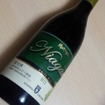 朝日町ワイン城 - 朝日町ワインナイアガラ白甘口1300円／27年12月