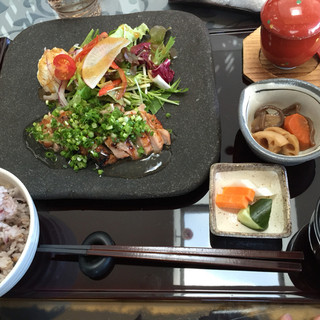 大戸屋ダイニング_1