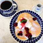 ハナミズキカフェ 仙台泉店 - 森のパンケーキ700円と花水木ブレンド300円