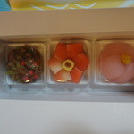 鶴屋吉信 東急百貨店吉祥寺店