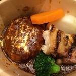 Grill&Shrimp restaurant Mart - ハンバーグ･チキンチーム。