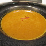 スープ・ド・ポアゾン　　アイオリソースとパルメザンチーズのトーストを添えて