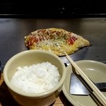 Yoshii - オムソバ定食８５０円