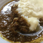 元町通り3丁目 - 2016.1.2 神戸キーマカレー(週替わりスープ付き)650円。トッピングの特製ホワイトチーズ100円(税込)
      マイルドぉ〜♪