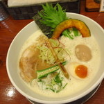 暁 製麺 - 鶏豚だしらぁ麺