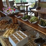 レストラン 天の川 - サラダとデザートコーナー