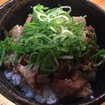 中村商店 - 2016限定サイドメニュー「国産牛スジコン丼(450円)」