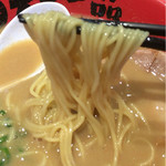 天下一品 - 【2016年01月】こってり、並、スープ多め、細麺の麺アップ。