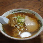 Nakano Shokudou - ラーメン。とてもシンプルな煮干しダシの醤油ラーメンです。
