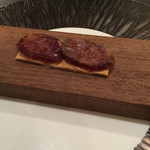 スリオラ - スペインのらしいものを、という思いがあるそうで、チョリソ。