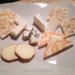 トウカリン - チーズとクラッカーセット 2015.8