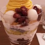 ミルク&パフェ よつ葉ホワイトコージ - 