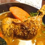 スプーンで解れるやわらかチキン！