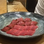 初音鮨 - 
      ★8.5大間産中トロ　＆　★9大間産中トロ漬け　