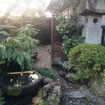 あつた蓬莱軒 - 手水鉢