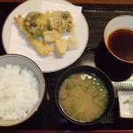 すずかけ - 天ぷら定食　700円