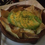 Yonchome Cafe - 【2015年 大晦日】アボカドナチョス＠950円。