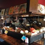 サッチモ - H.28.1.4.昼 出入口付近から厨房・カウンター席方向