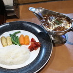 豊後牛ステーキの店 そむり - 同席者の食べたハヤシライス