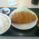 とんかつ はまや 関内駅前店 - ロースカツ定食700円