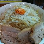 麺処 マゼル - 麺300g 豚　野菜、ニンニク、チーズ　1000円