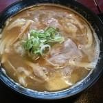 八味一心 - 私が頼んだ醬油ラーメン多め６８０円です。