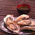 焼きガキの孝志丸 かきっこ - H27/1焼き牡蠣と味噌汁