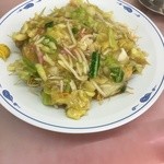 共平亭 - 皿うどん 900円