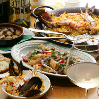 You can enjoy both Spanish and Italian Cuisine cuisine!