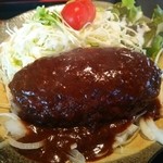 レストラン 牛石 - ハンバーグ大きいし野菜たっぷり♪