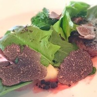 エトゥルスキ - エゾシカのロースト 黒トリュフ添え (本日の肉料理)