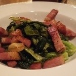 Cafe&Shop Seed - お任せおつまみ_ほうれん草とベーコンのソテー(20151228撮影)
