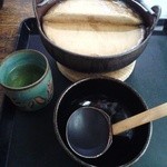 Shiyouhachirou Udon - 鍋焼きうどん単品750円ついてくるのは小さいお玉