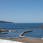 麺屋 海嵐 - オホーツク海と帽子岩。