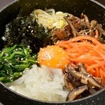韓国料理 辛家 - 石焼ビビンパ